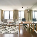 Modern Apartment Marquês